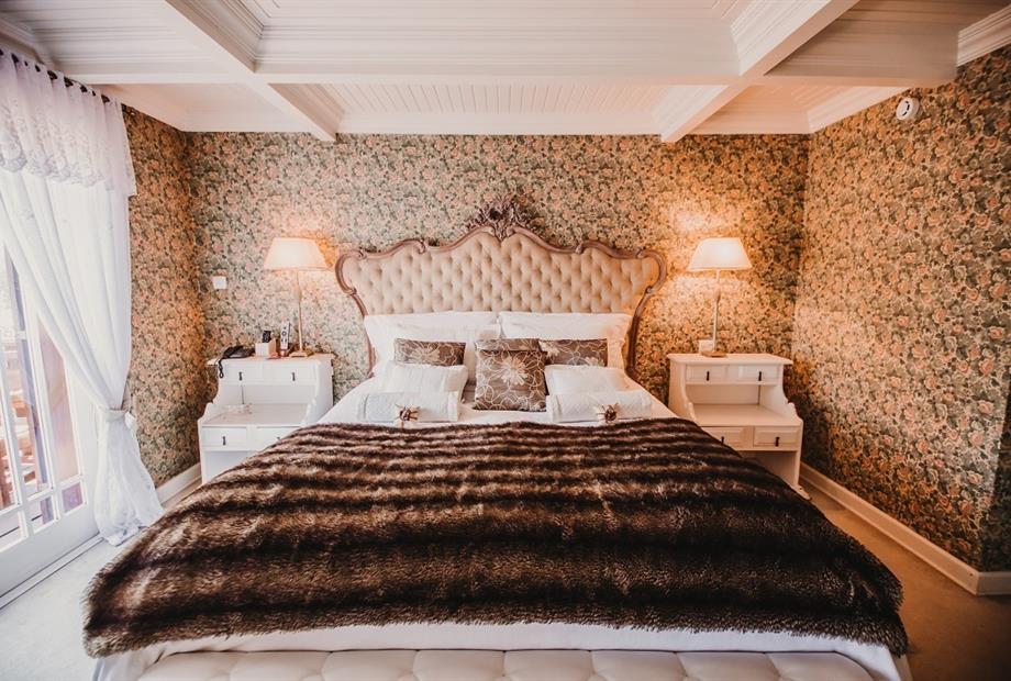 SUITE ESPECIAL ROSAS (6).jpg