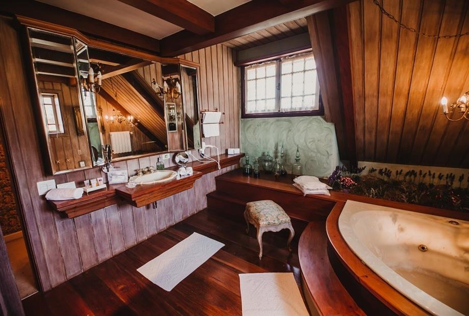 SUITE ESPECIAL ROSAS (10).jpg