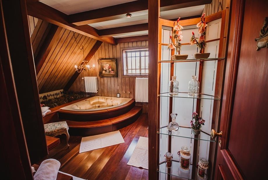 SUITE ESPECIAL ROSAS (11).jpg