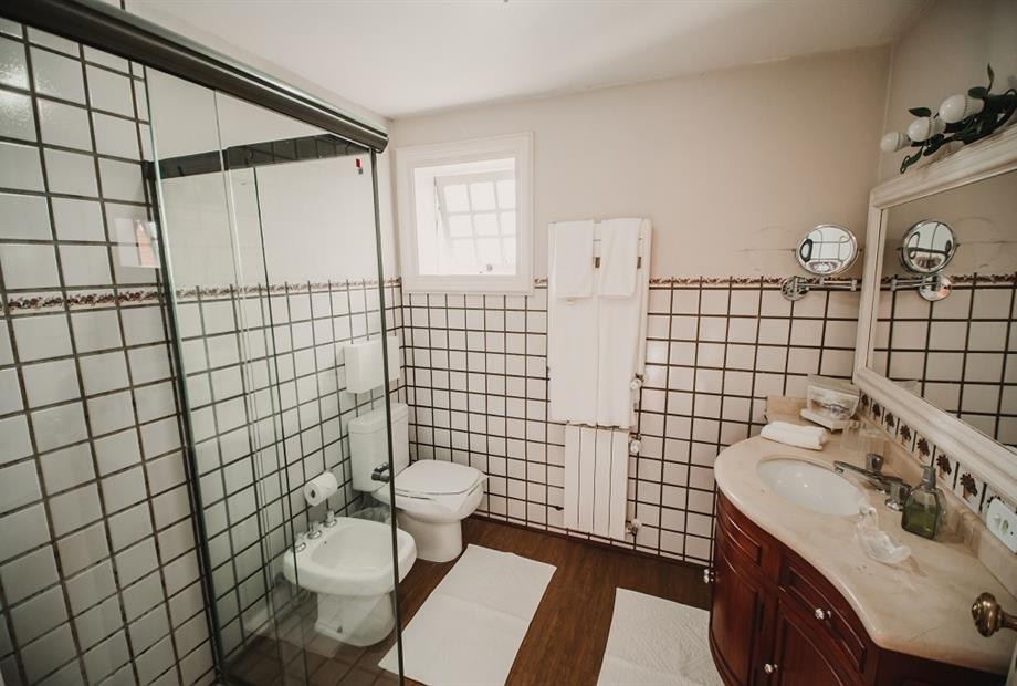 SUITE LUXO REVOADAS (4).jpg