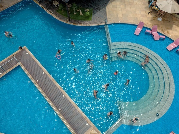 piscina 1.jpg