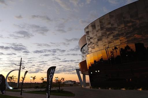 fachada vie hotel.jpg