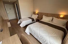 TRIPLO CASAL + SOLTEIRO do Vie Hotel