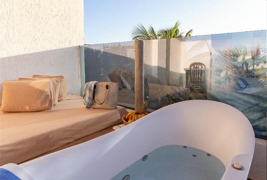 zumbi ocean - kilombo villas (8)-min.jpg