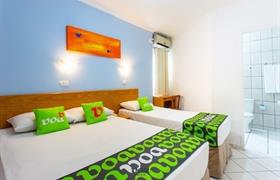 Pareja Triple Estándar de VOA Convenience Hotel