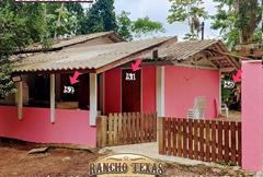 Suíte na casa rosa 50 ao 52