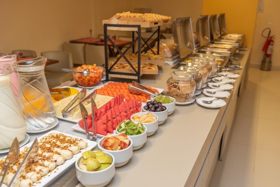 café da manhã _ hotel verano 6.jpg