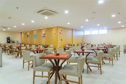 café da manhã _ hotel verano 4.jpg