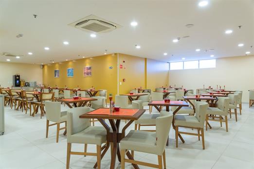 café da manhã _ hotel verano 4.jpg