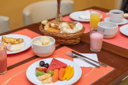 café da manhã _ hotel verano 15.jpg