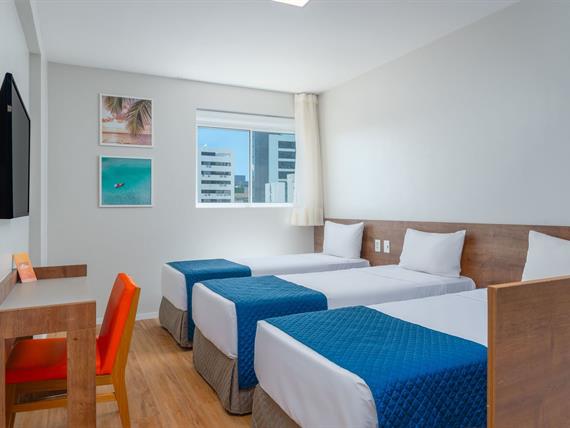 std triplo twin 1.jpg