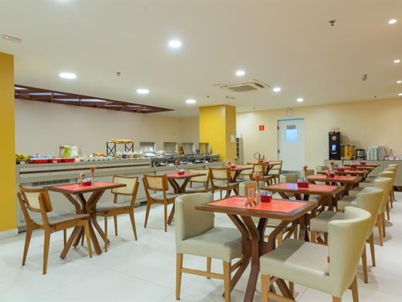 café da manhã _ hotel verano.jpg