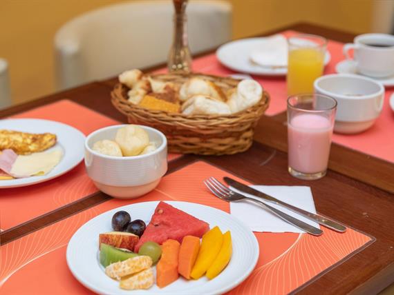 café da manhã _ hotel verano 15.jpg