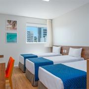 Standard Triplo Twin