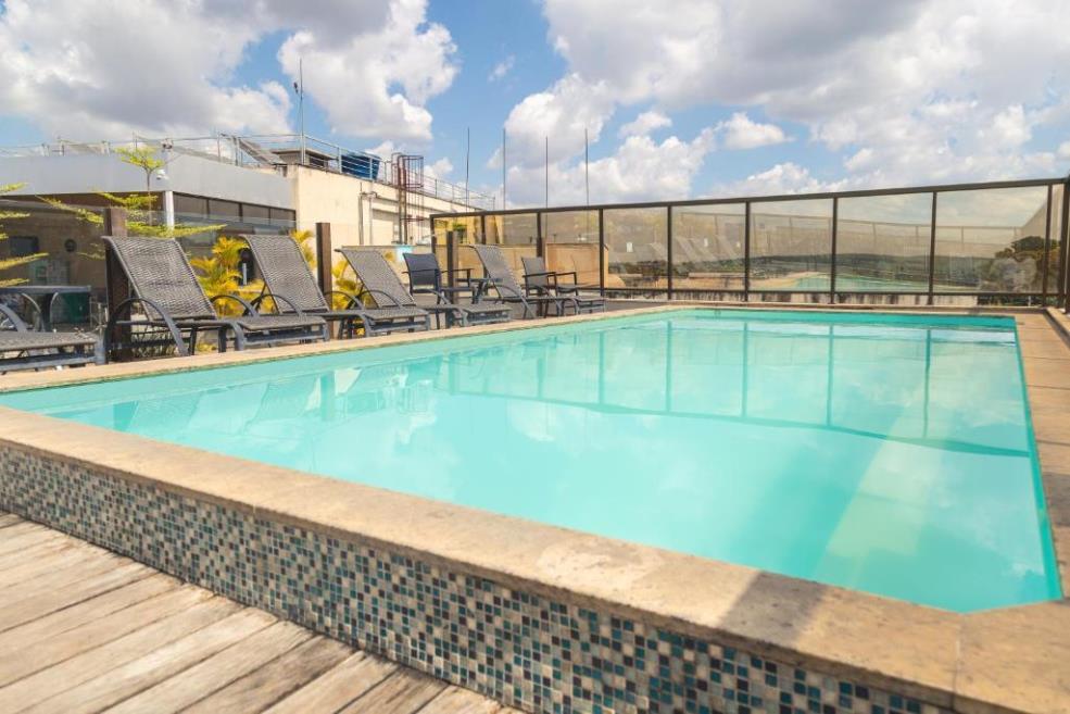 piscina.jpg
