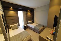 Superior Ar Solteiro Vista Avenida