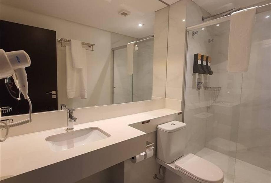 baixa - banheiro.jpg