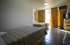 Triplo Solteiro do Like Ü Hotel Brasília