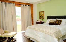 Suíte Jasmim  com Hidromassagem do Hotel Fazenda Cachoeira da Furna