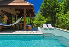 Bangalô Piscina