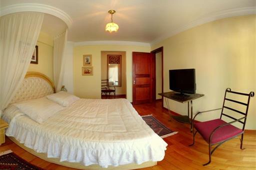 quarto suite 705.jpg