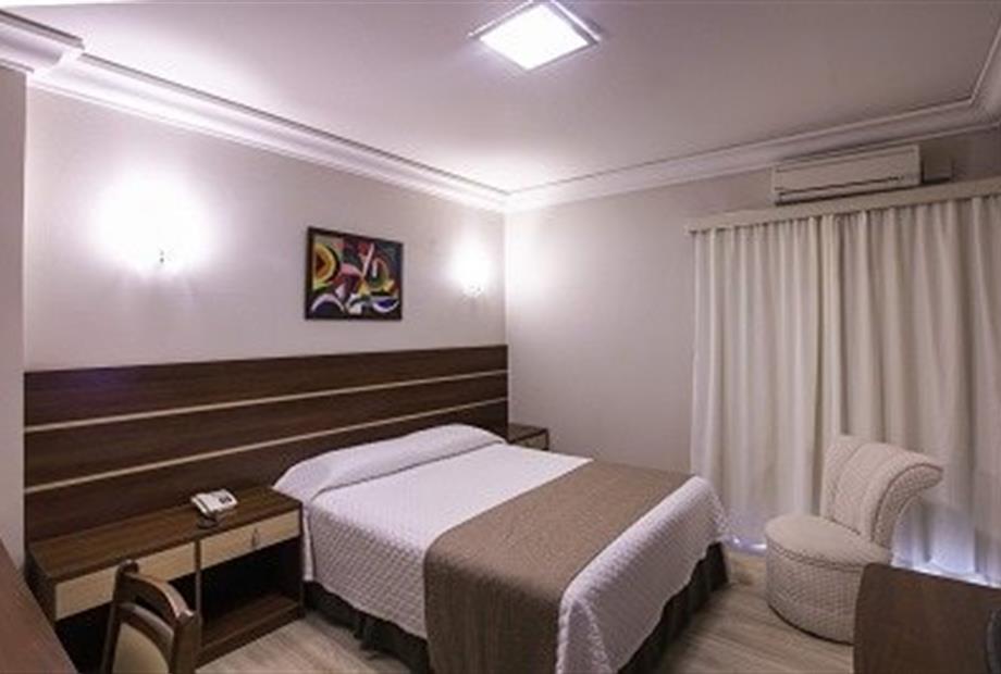 standard sem sacada.jpg