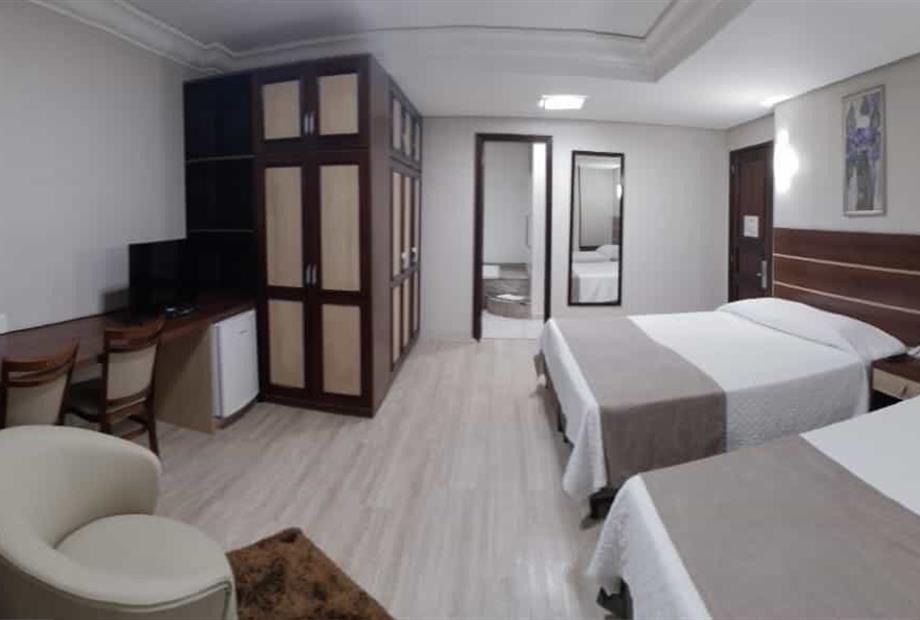 suite master 613.jpeg