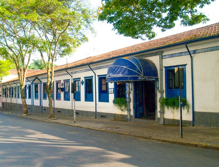 fachada hc.jpg