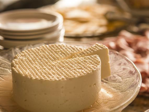 CAFE (1)_Easy-Resize.com.jpg