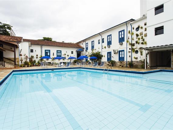 PISCINA (23)_Easy-Resize.com.jpg