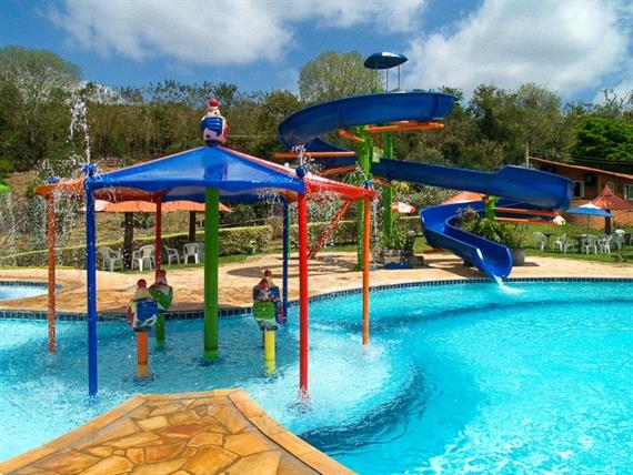 centro de lazer pingo d_água.jpg