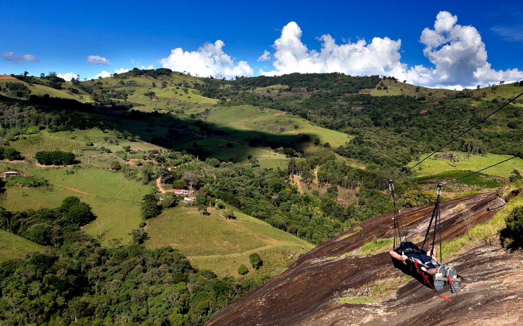 tirolesa - hotel fazenda parque dos sonhos.jpg