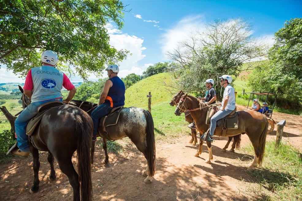 cavalgada campo dos sonhos.jpg
