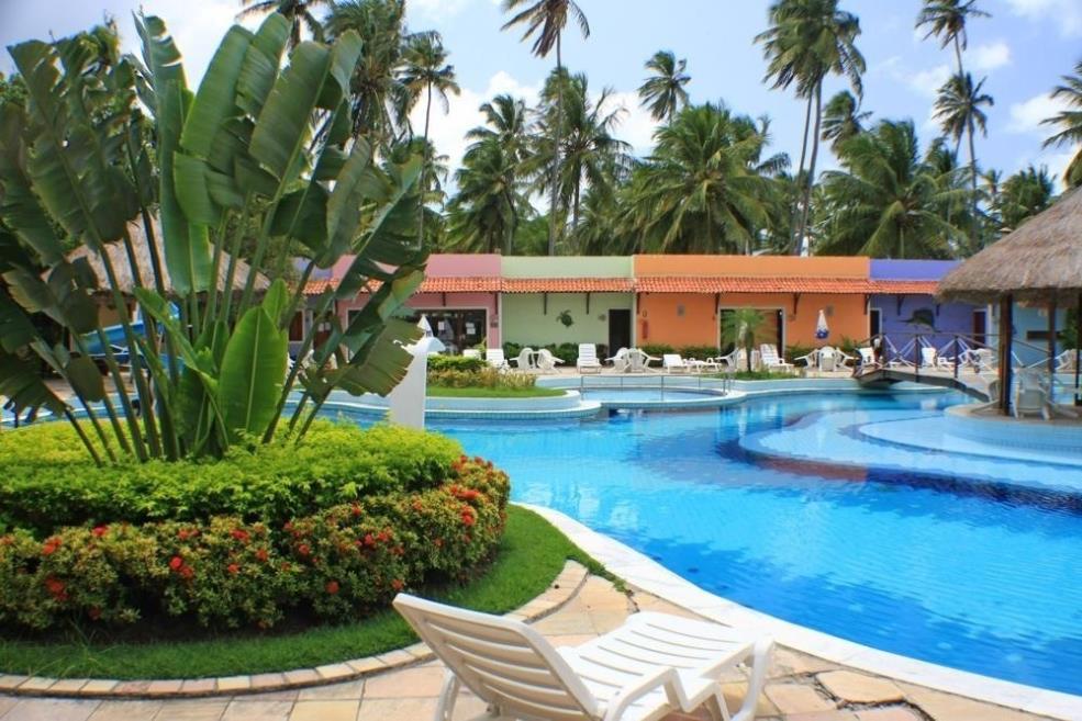 IMG__010piscina e casinhas EM baixa.jpg