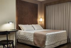 EXECUTIVO - CAMA CASAL QUEEN