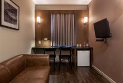 SUPERIOR - CAMA CASAL QUEEN