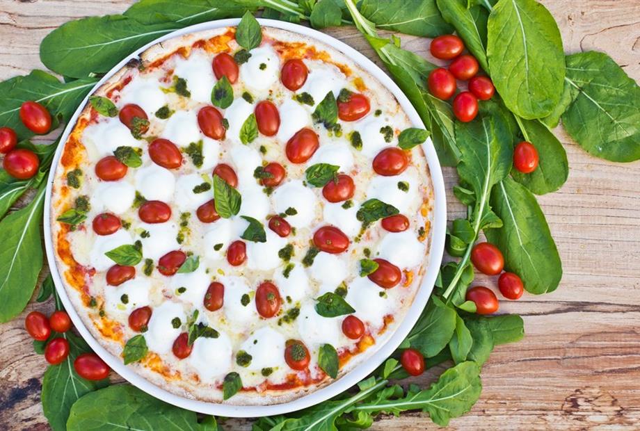 pizza caprese menor.jpg