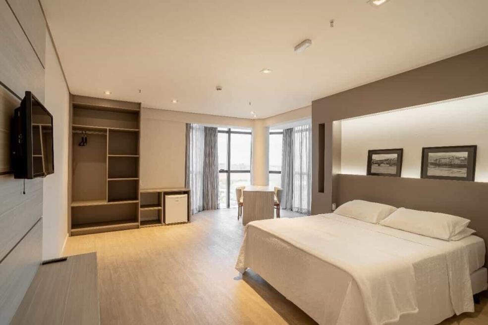 quarto vista da porta.jpg