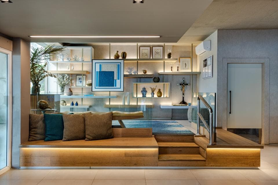 lobby 6.jpg