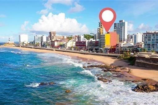 vista da praia para a fachada - omni.jpg