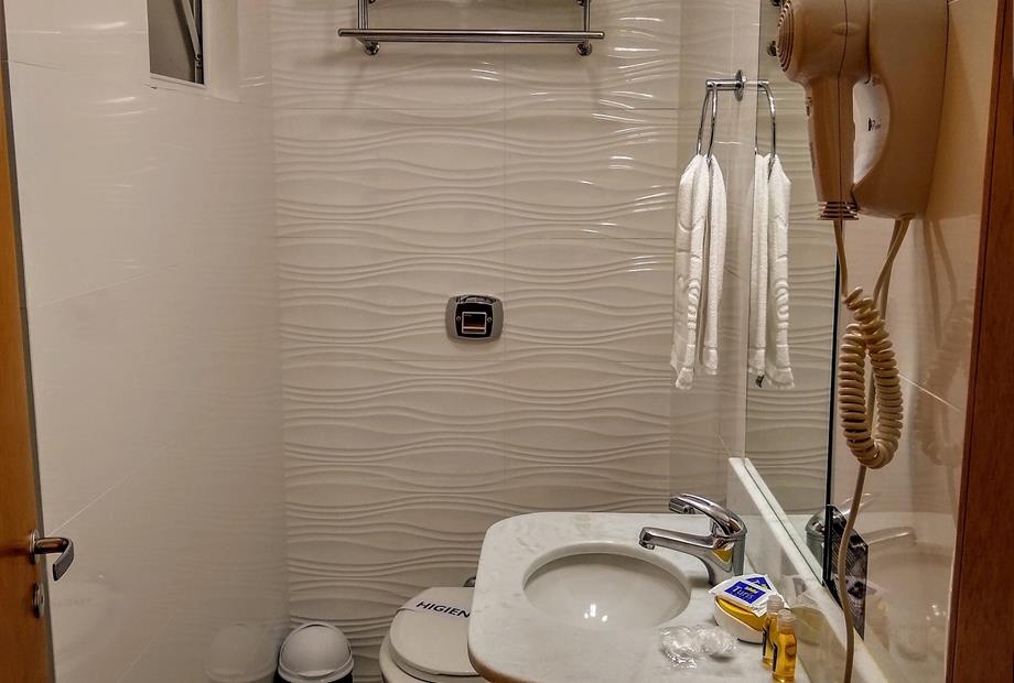 luxo casal banheiro 2.jpg