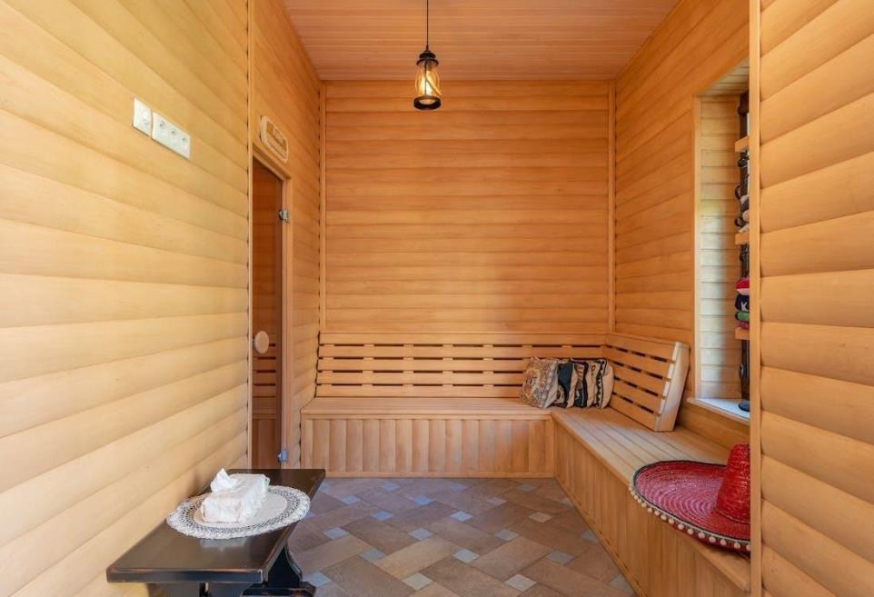 sauna (1).jpeg