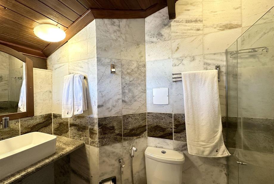 sanitario especial 2.jpg