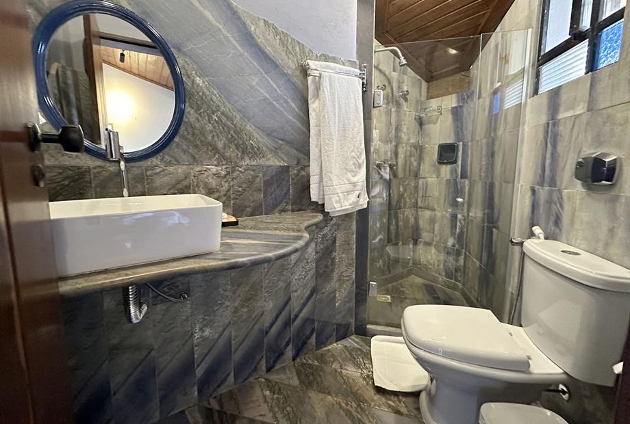 sanitario especial 3.jpg