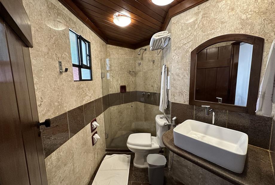 sanitario standard 3.jpg