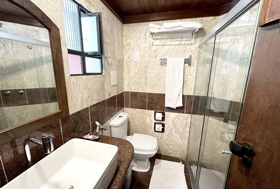 sanitario standard 5.jpg