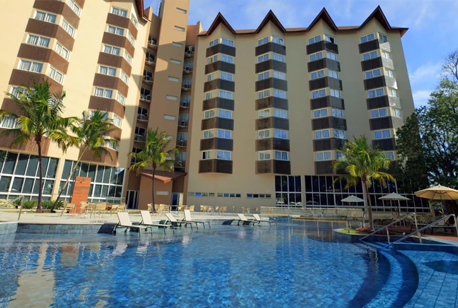 piscina collection.jpg