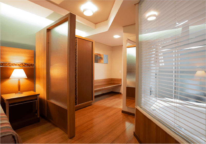 foto - omnibees - suite master - piscina 3.png