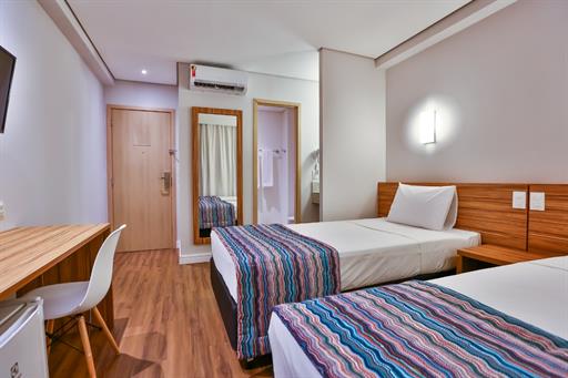 200a3f7a-b675-456d-8161-a6e43f871b7c (1).jpg