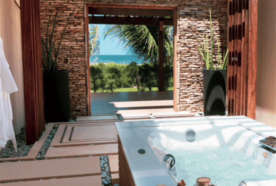 suite master piscina 3.png